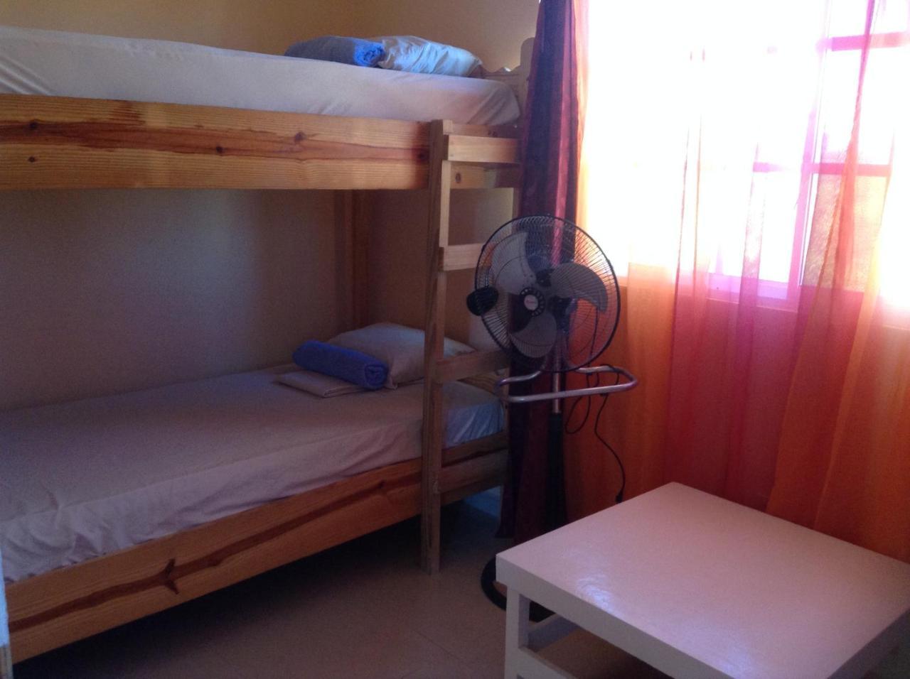 White Sands Hostel ปุนตากานา ภายนอก รูปภาพ